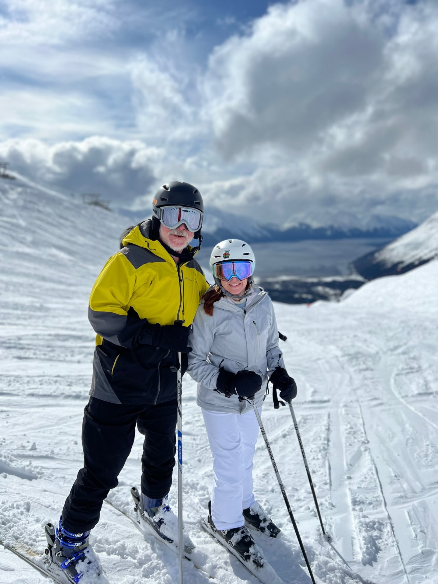 Family skiing in the mountains